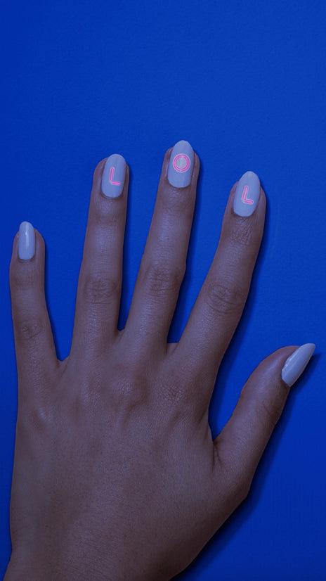 Nails Trends 2018, 2019, 2020, Review, Shades: Sally Hansen, Neons for Eons, Limited Edition, Textual Feeling Collection, Glow In The Dark Nails