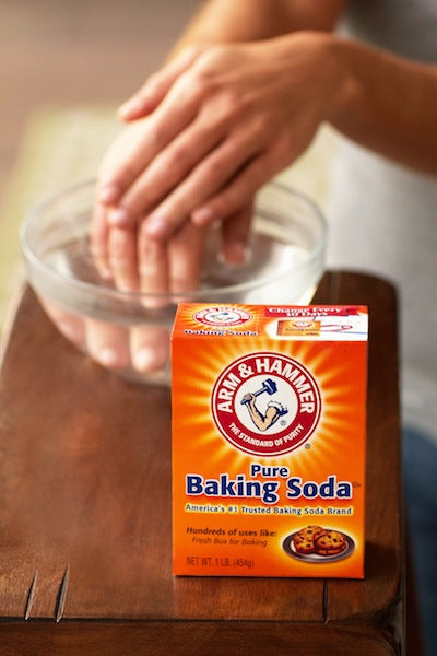 How Can Baking Soda Benefit Your Beauty Routine: Get Glowing Skin, DIY Manicure/Pedicure Treatment, Brighten Teeth, Deep-Clean Hair