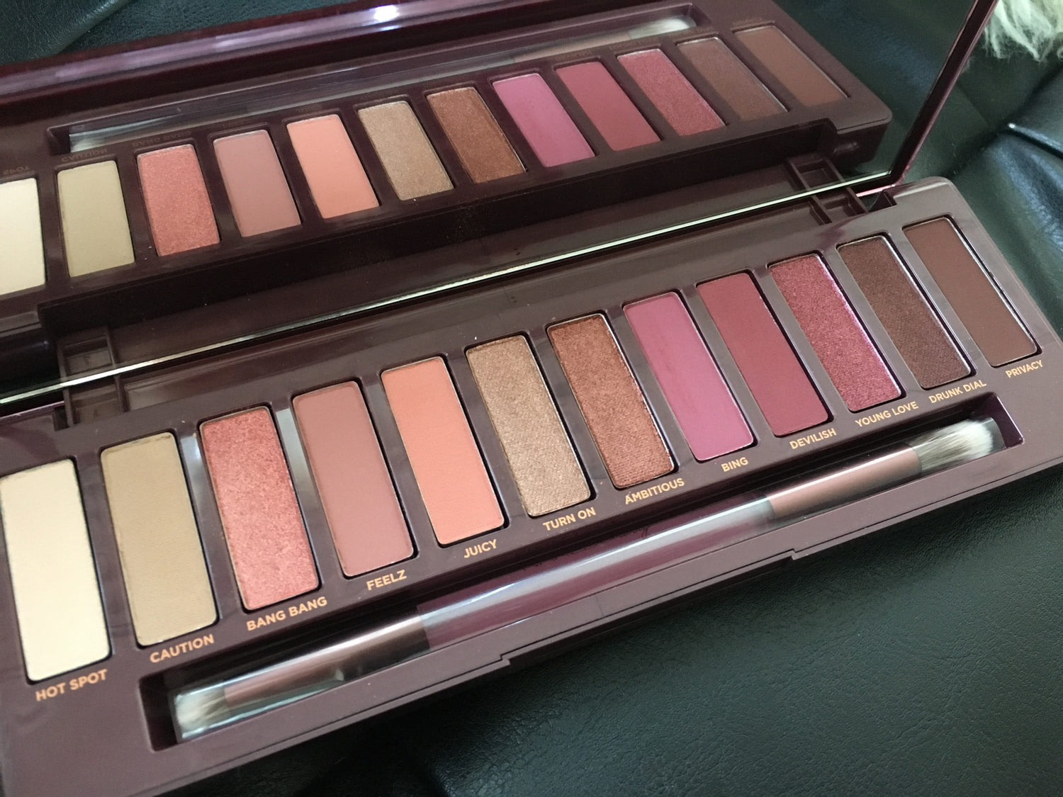 Review, Swatches, Photos, Makeup Trends 2019, 2020: Urban Decay, Cherry Palette, Perversion Mascara, Heavy Metal Glitter Eyeliners, All Nighter Setting Spray, Vice Lipsticks