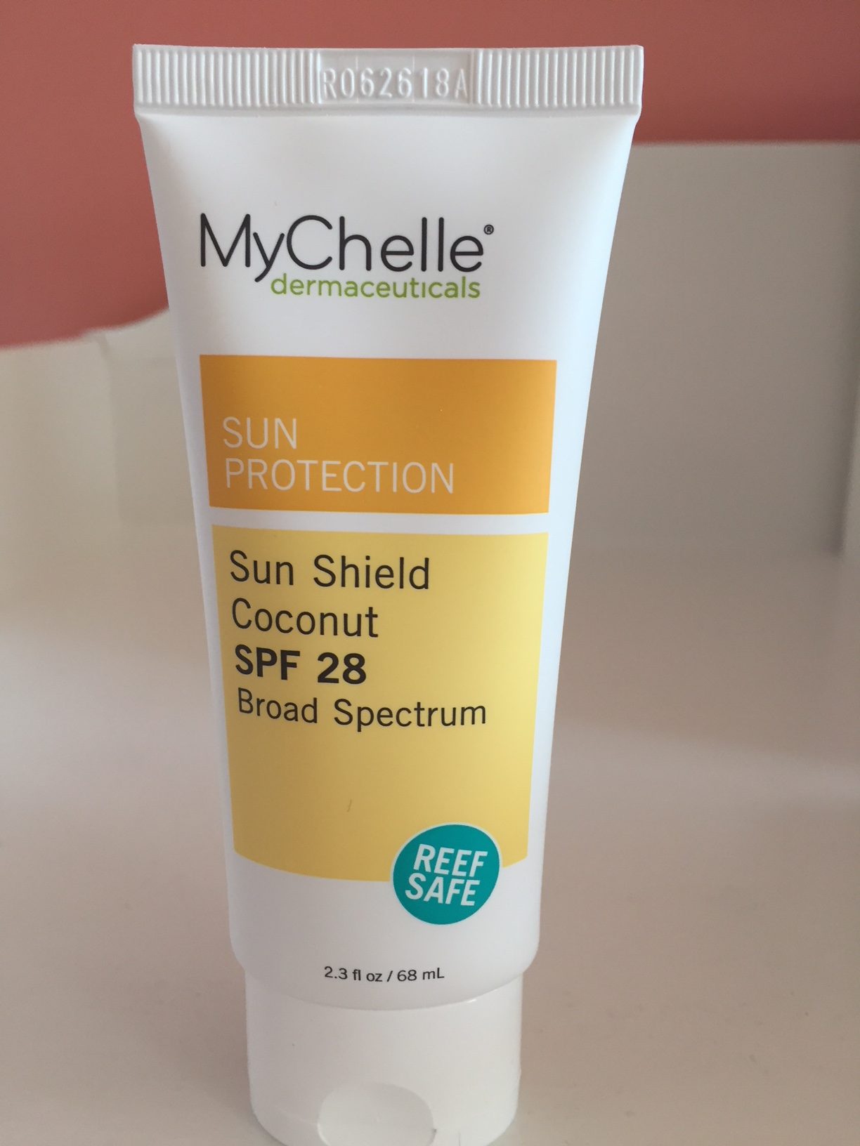 Review, Ingredients, Photos, Skincare Trend, 2019, 2020: Best Sun Screens for Summer, MyChelle Sun Shield Coconut SPF 28