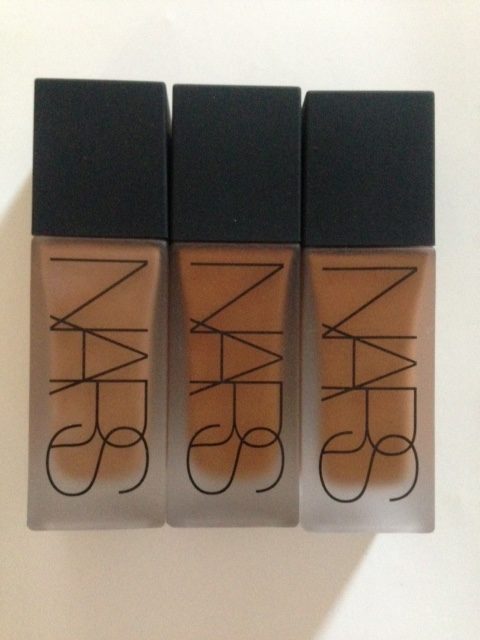 Makeup Product Review, Swatches, Photos, Shades, Trend 2016: NARS All Day Luminous Weightless Foundation, Velvet Lip Glide, Eyeliner