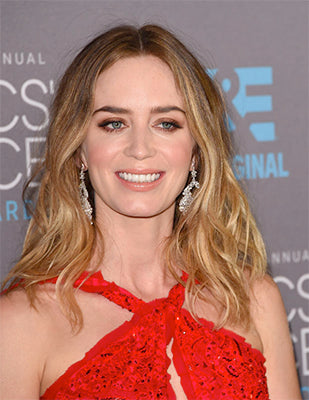 2015, 2016 Best Celebrity Hairstyle Trends: Making Waves - How To Get Emily Blunt's Look