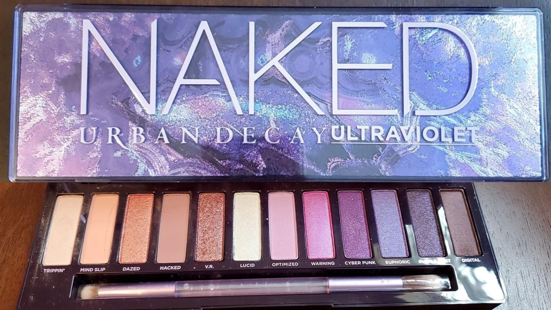 review, makeup, photos, trends, 2020, 2021, urban decay, naked eyeshadow palette, ultraviolet eyeshadow palette, best new eyeshadow palettes, cruelty free makeup, newest makeup releases